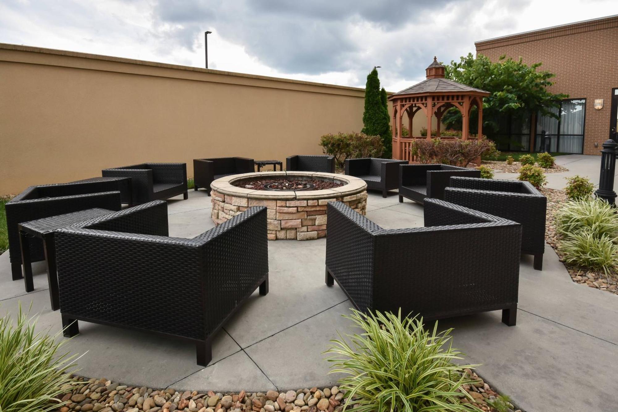 Courtyard Charlotte Concord Hotel Luaran gambar