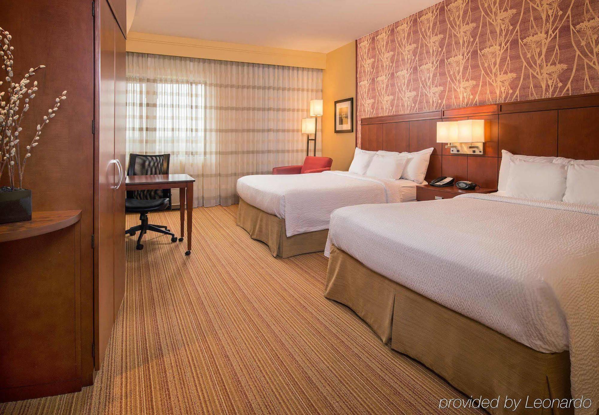 Courtyard Charlotte Concord Hotel Luaran gambar