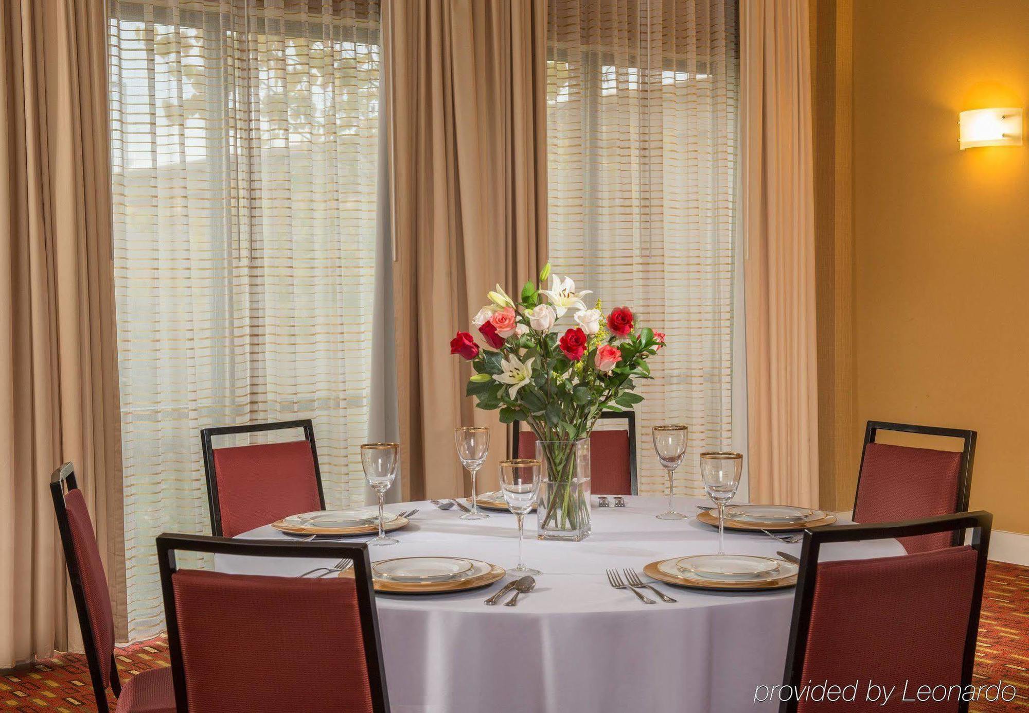 Courtyard Charlotte Concord Hotel Luaran gambar